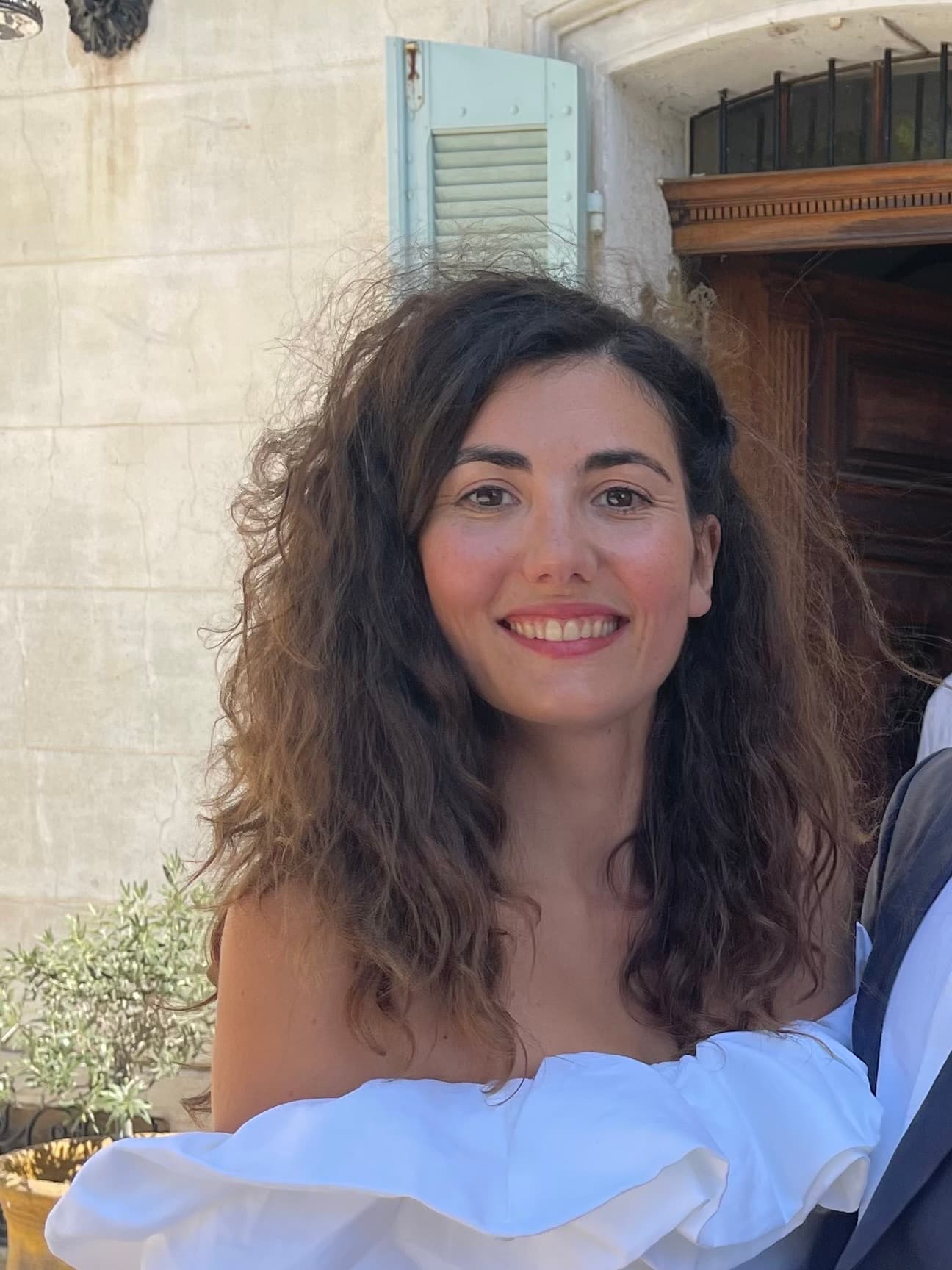 Anne Dellerba en extérieur